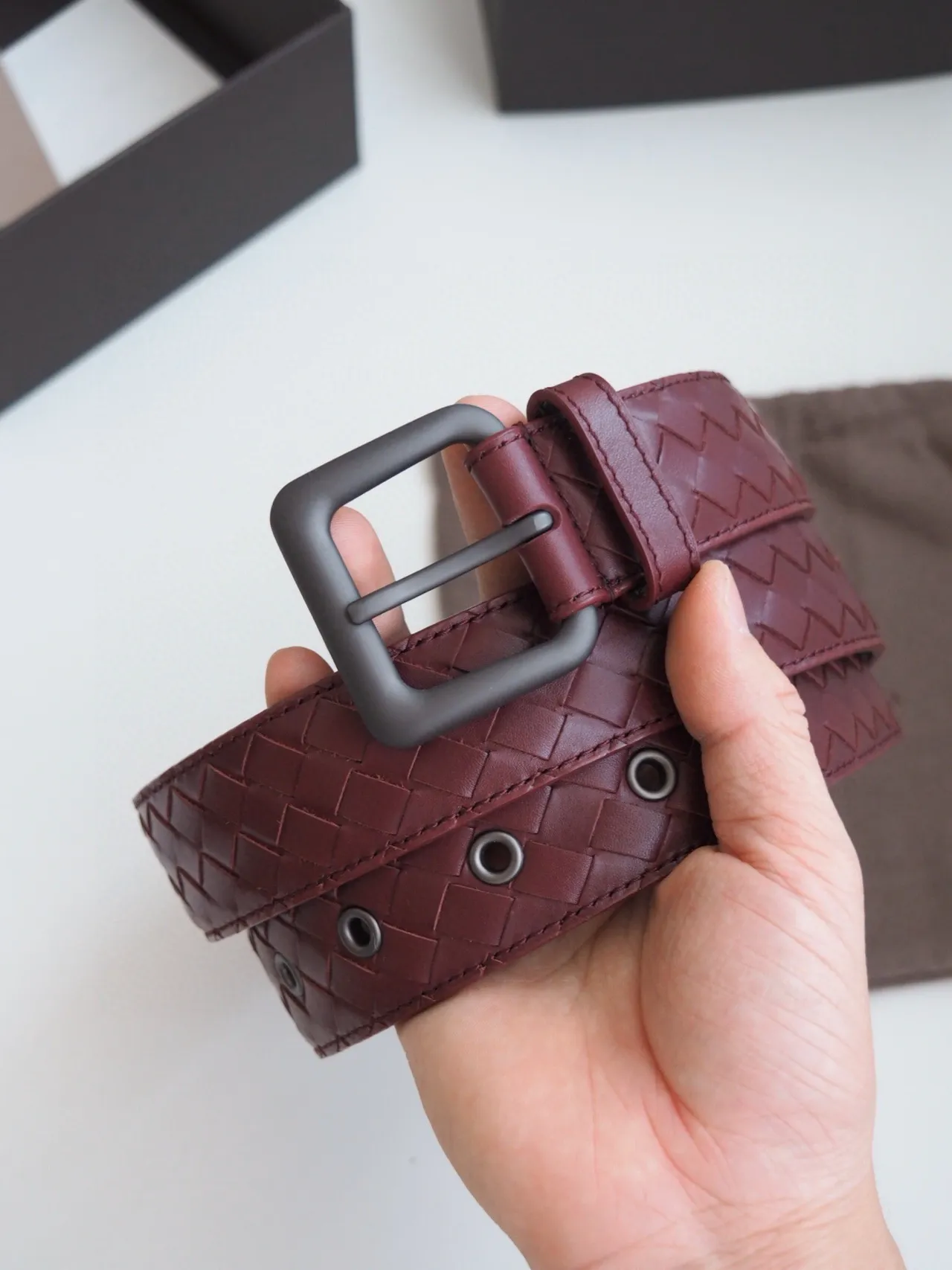 Bottega Veneta Cassette Intrecciato Ceinture en cuir 4