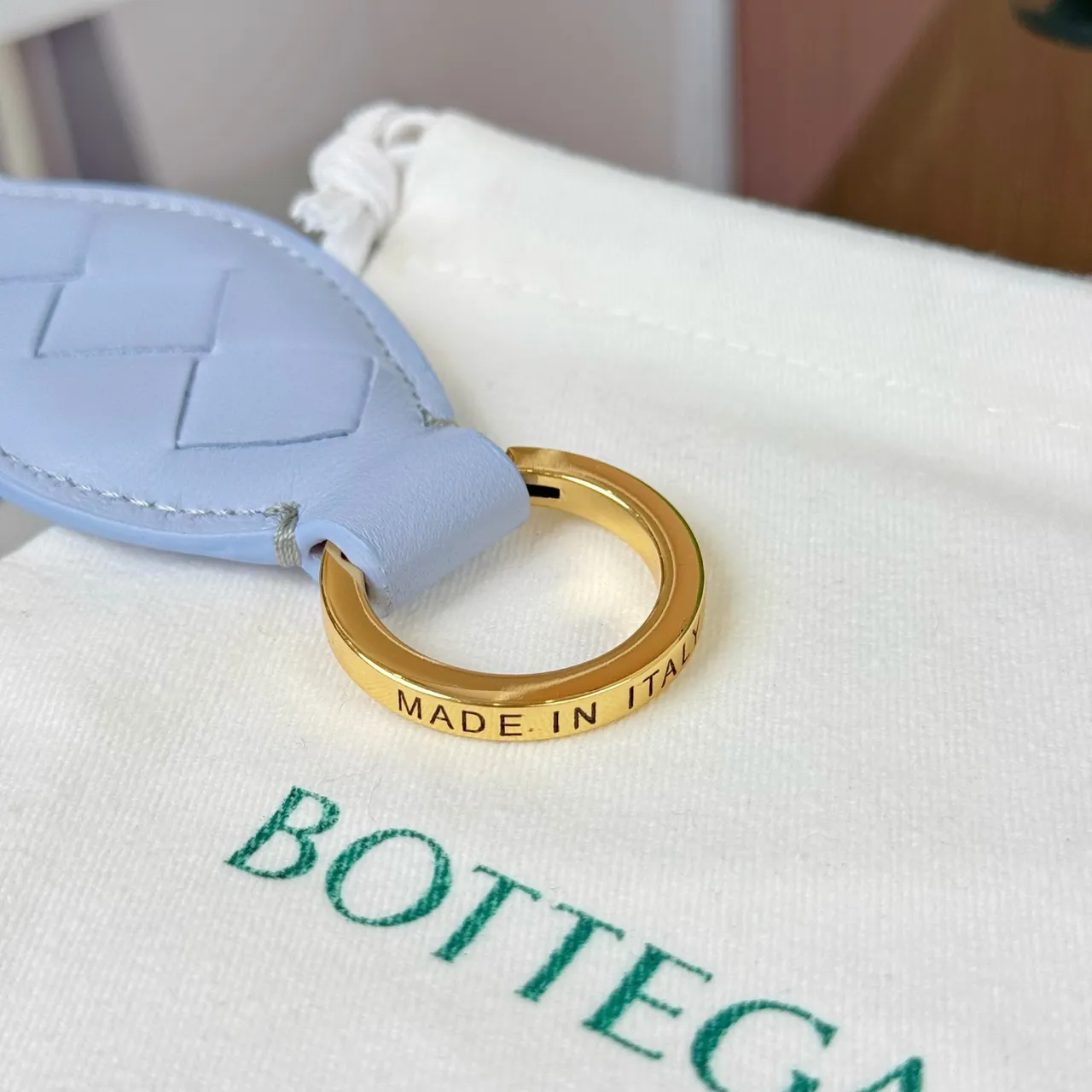 Bottega Veneta Sardine Blue White Fish-Shaped Intrecciato-Quilted Handbag 3