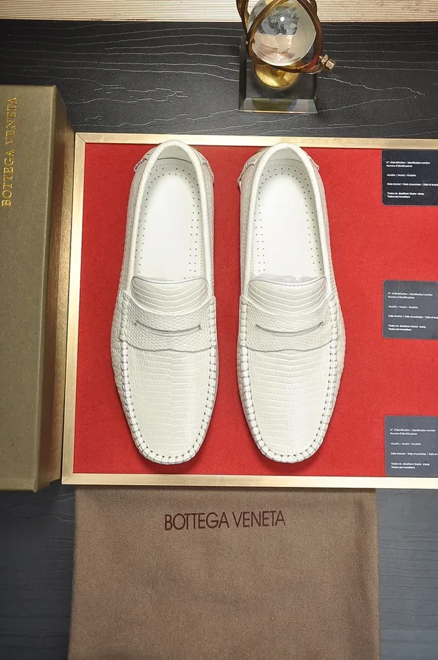Bottega Veneta Mocassim Couro Texturizado Alça Penny Branco 5