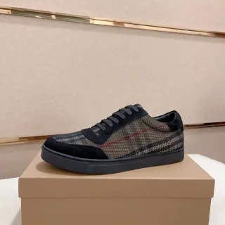 Burberry काला बेज मेश अपर सूड ओवरले लाइफस्टाइल स्नीकर