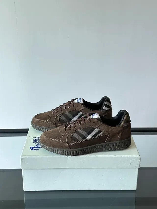 Burberry Sneakers Lifestyle Marron Noir Daim Supérieure Panel Nova Check 5
