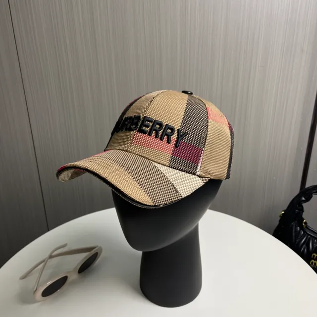 Burberry Check Pattern Embroidered Logo Baseball Cap 2