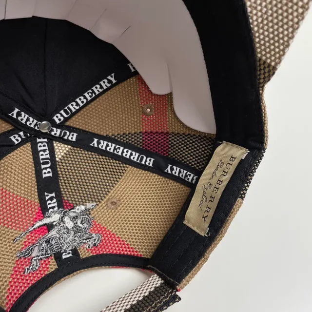 Burberry Check Pattern Embroidered Logo Baseball Cap 6