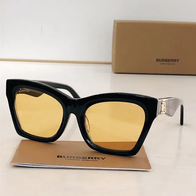 Burberry Óculos Ópticos Cat-Eye Geométricos 6