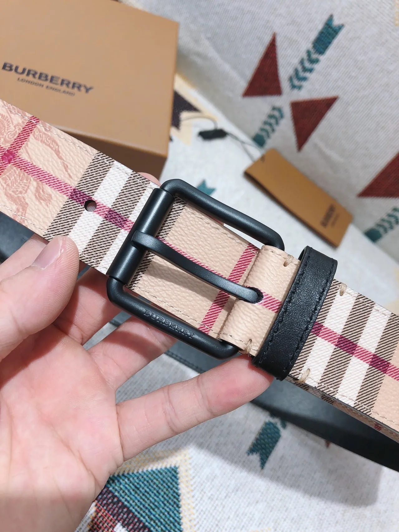 Burberry House Check bege multicolor padrão motivo de cavaleiro ecuestre cinto de couro 6