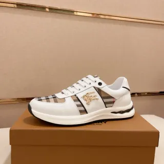 Burberry Knight White and House Check Lifestyle Sneakers