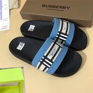 Burberry काले नीले म्यूल स्लाइड चौड़ी धारीदार पट्टी रबर सोल
