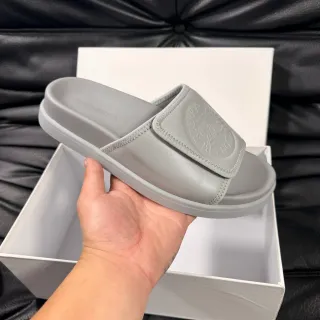 Burberry ग्रे स्लाइड चप्पल मोल्डेड रबर