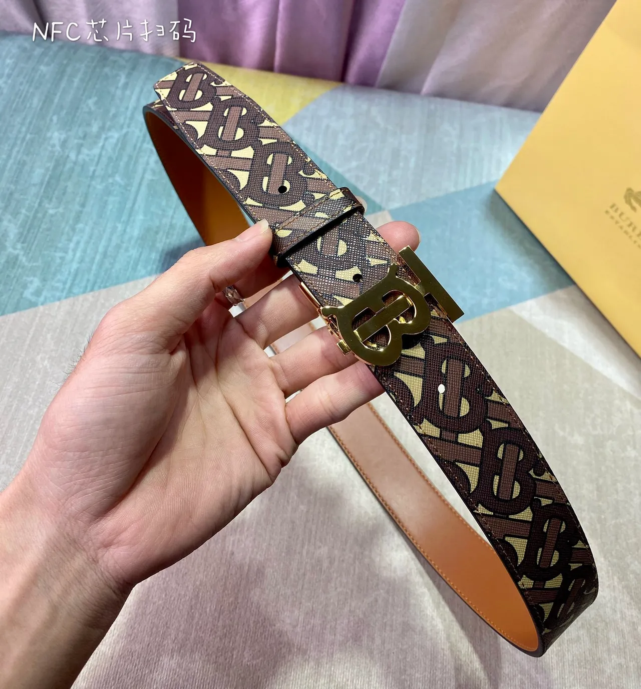 Burberry TB Monogram Cinto de couro reversível 2