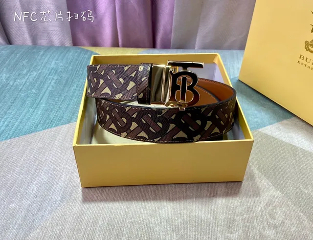 Burberry TB Monogram Cinto de couro reversível 8