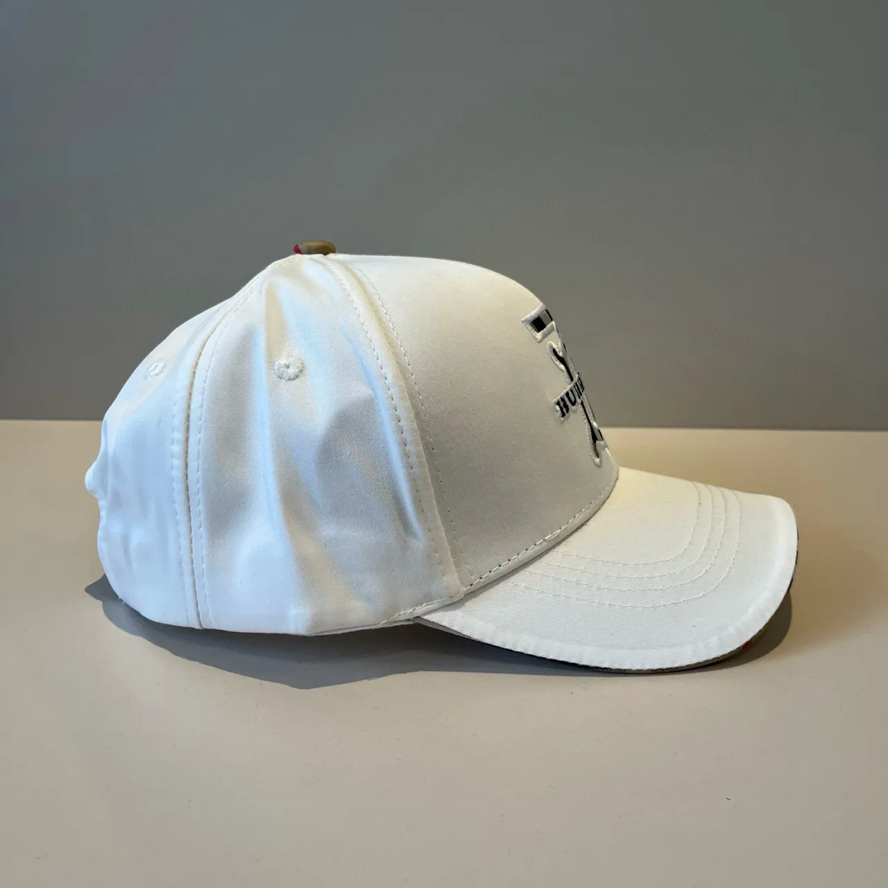 Burberry White Black Structured Six-Panel Embroidered Monogram Baseball Cap 6