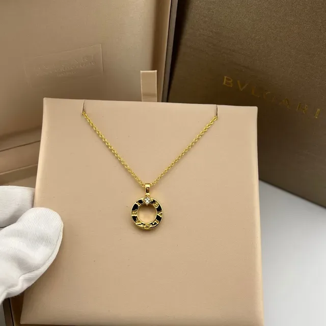 Bvlgari B.zero1 Collier avec Pendentif Anneau Ouvert en Argent et Or Gravé avec Lettre de Marque 6