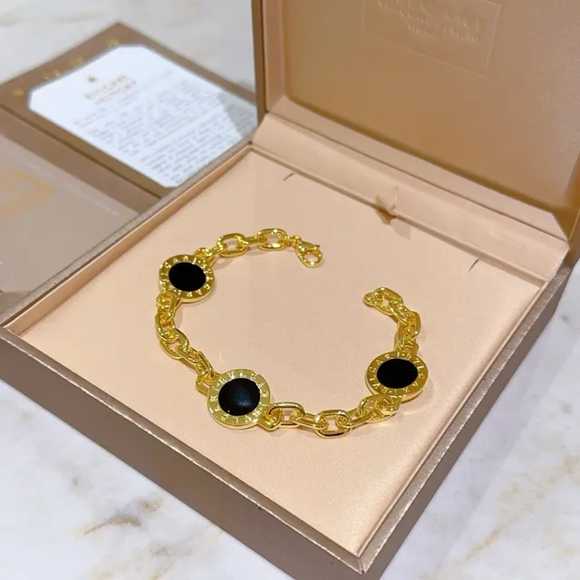 Bvlgari B.zero1 سوار سلسلة ذهب ثلاثة أحجار أونيكس أسود 7
