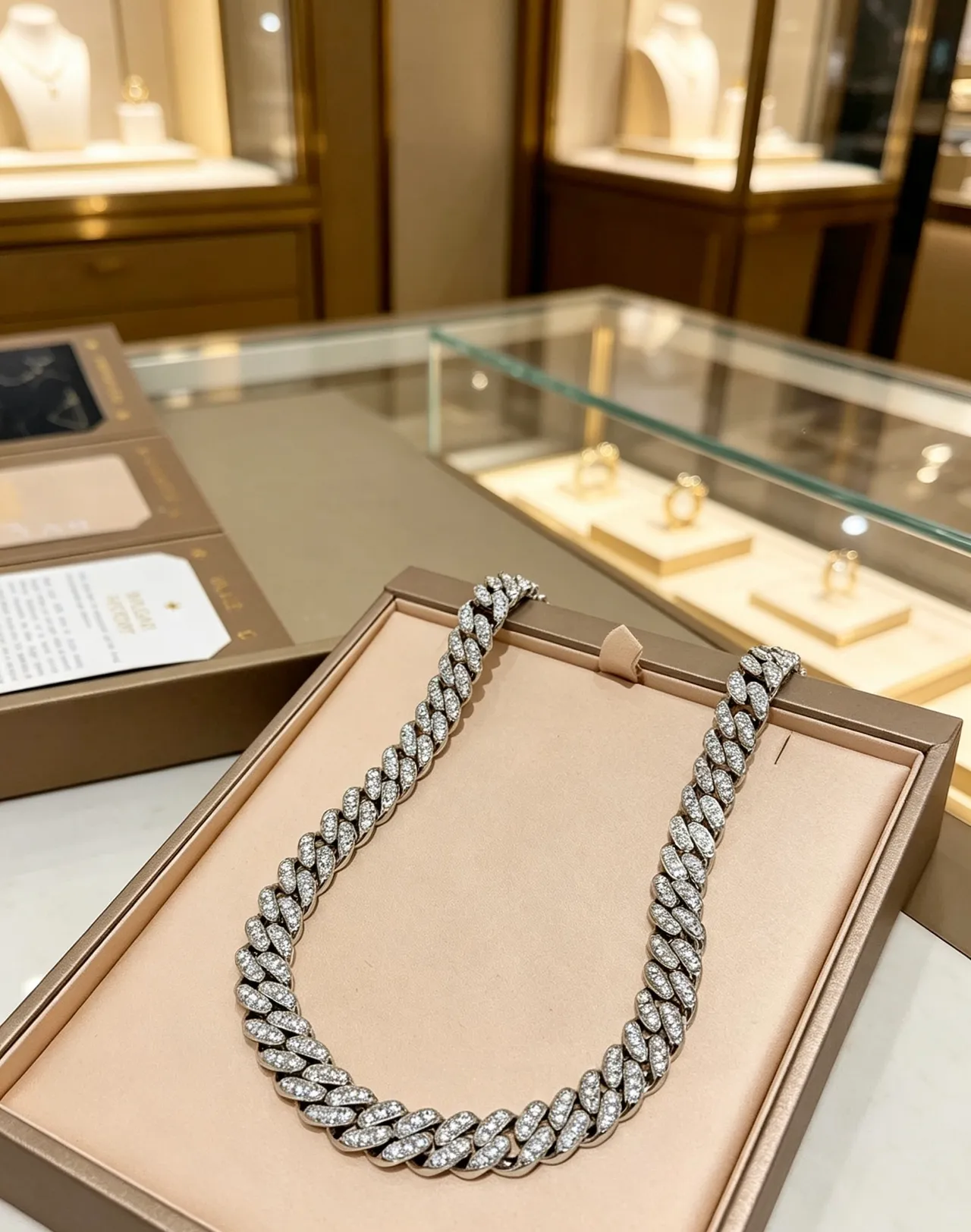 Bvlgari Pavé Curb Link Collier de Diamant 3