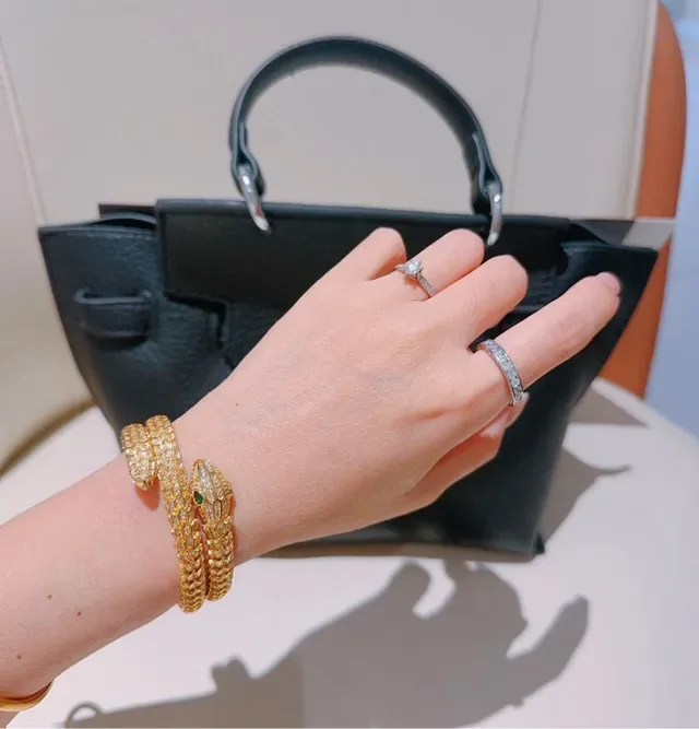 Bvlgari Serpenti Bracelet en Or Pavé Diamants 5