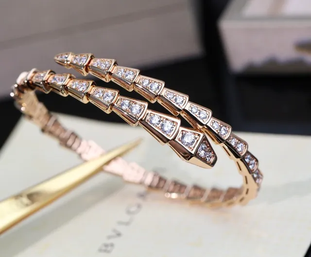 Bvlgari Serpenti गुलाबी सोना Pavé सर्पाकार चूड़ियाँ 7
