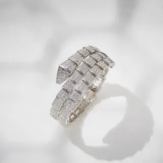Bvlgari Serpenti पावे सेट घुंघराली साँप हथपैत