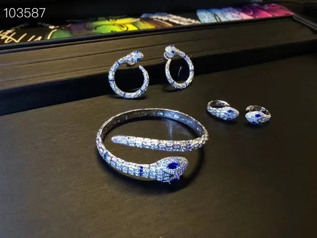 Bvlgari Serpenti motif de serpentine argent bleu Pavé-Set bracelet de diamants 8