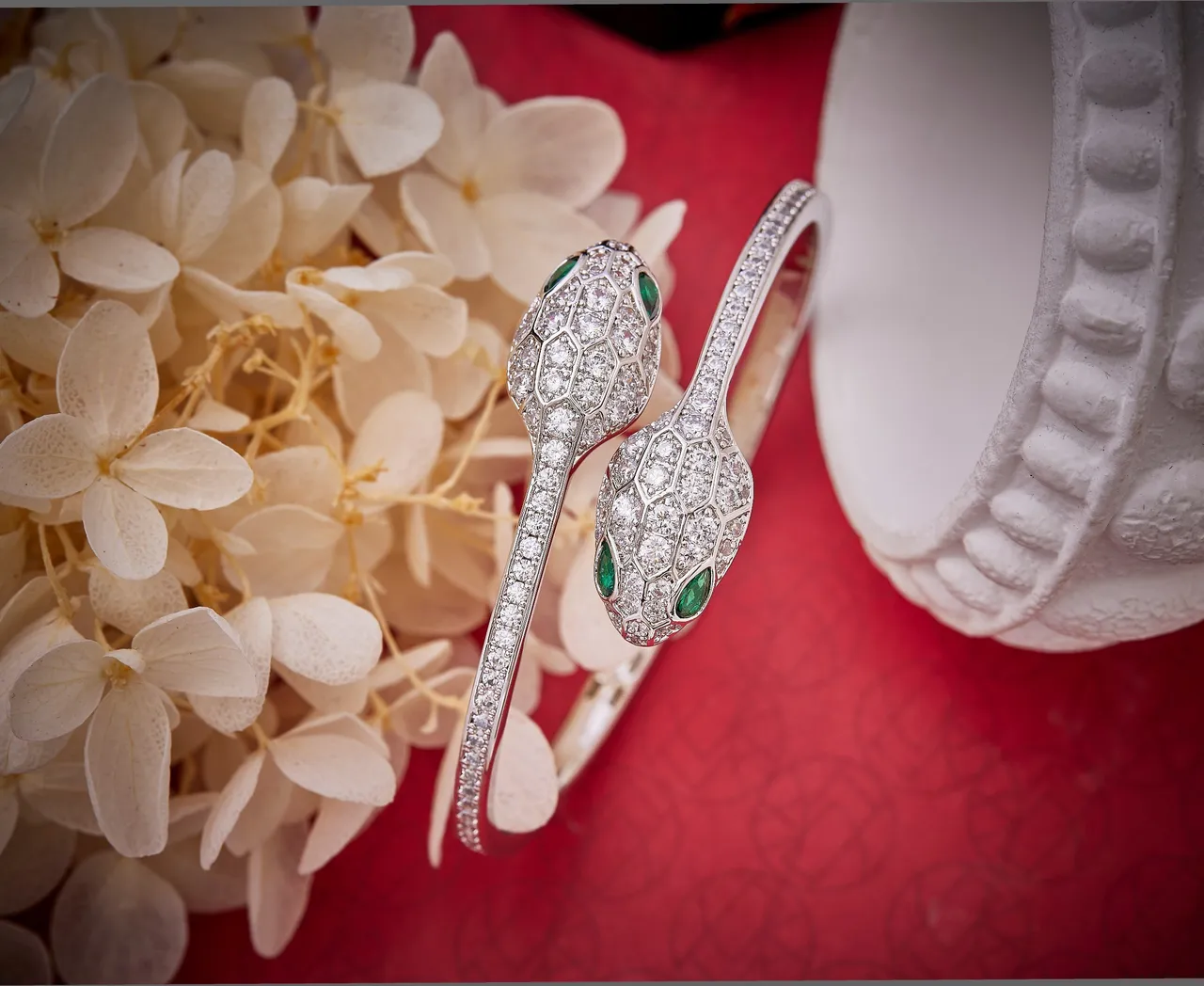 Bvlgari Serpenti Argent Multicolore Motif Tête de Serpent Pavé Diamants Écailles Bracelet 4