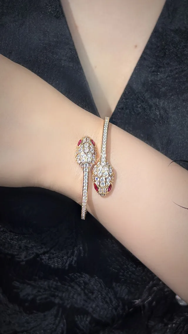 Bvlgari Serpenti Argent Multicolore Motif Tête de Serpent Pavé Diamants Écailles Bracelet 6