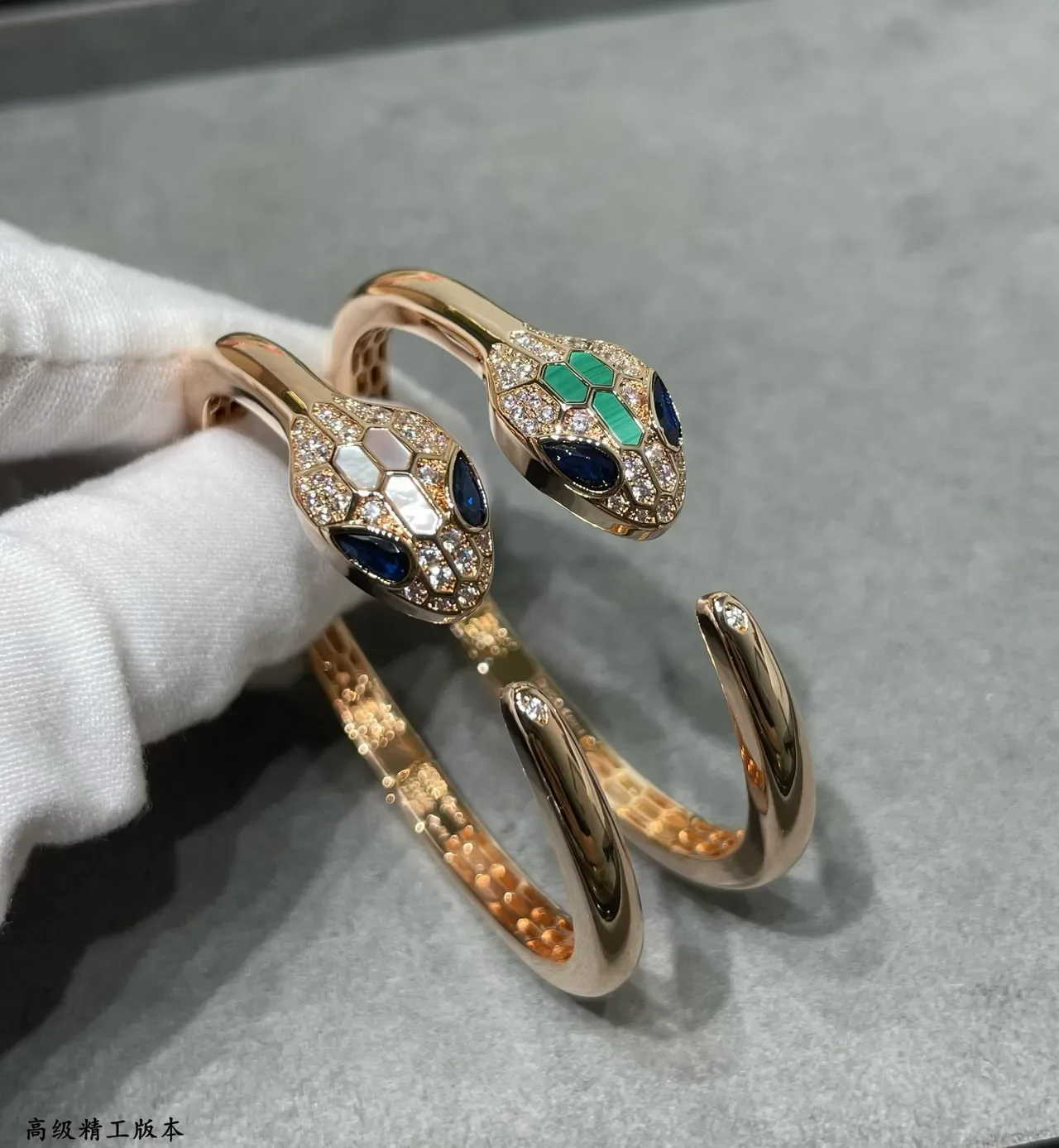Bvlgari Serpenti Tête de serpent Bracelets Pavé diamants et gemmes 8