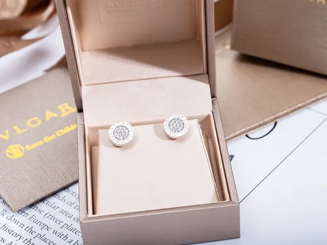 Bvlgari Silver Beige Circular Stud Pavé-Set Earrings 4