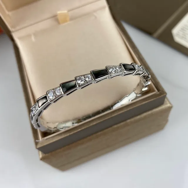 Bvlgari Argent Noir Géométrique Liens Segmentés Alternants Et Incrustations Iridescentes Bracelet 3