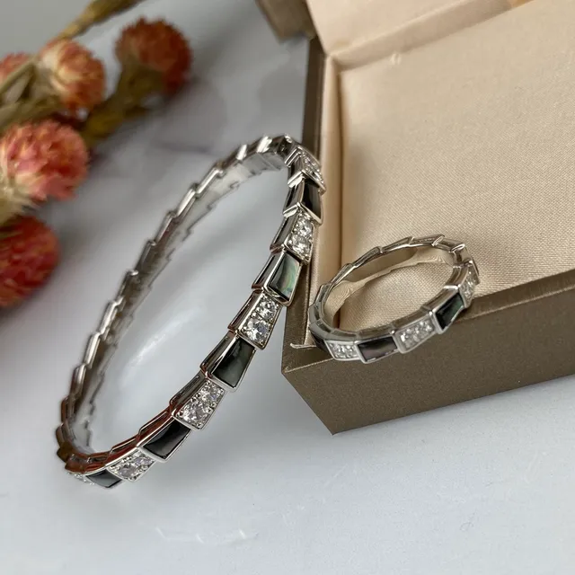 Bvlgari Argent Noir Géométrique Liens Segmentés Alternants Et Incrustations Iridescentes Bracelet 7