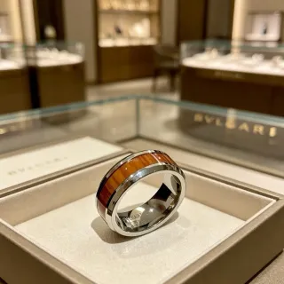 Bvlgari लकड़ी इनले चौड़ी बैंड अंगूठी