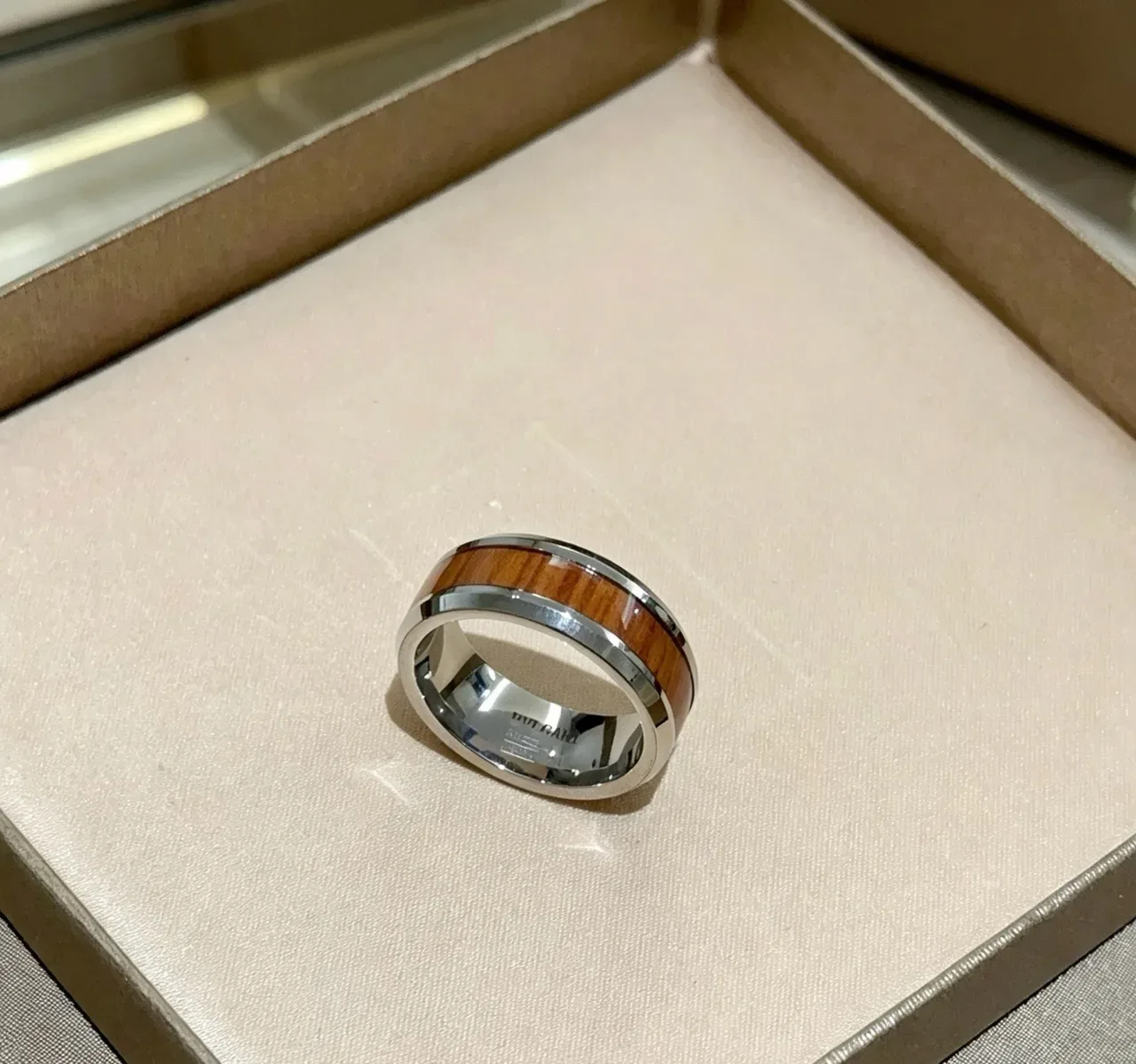 Bvlgari Bague à inlay de bois à large bande 2