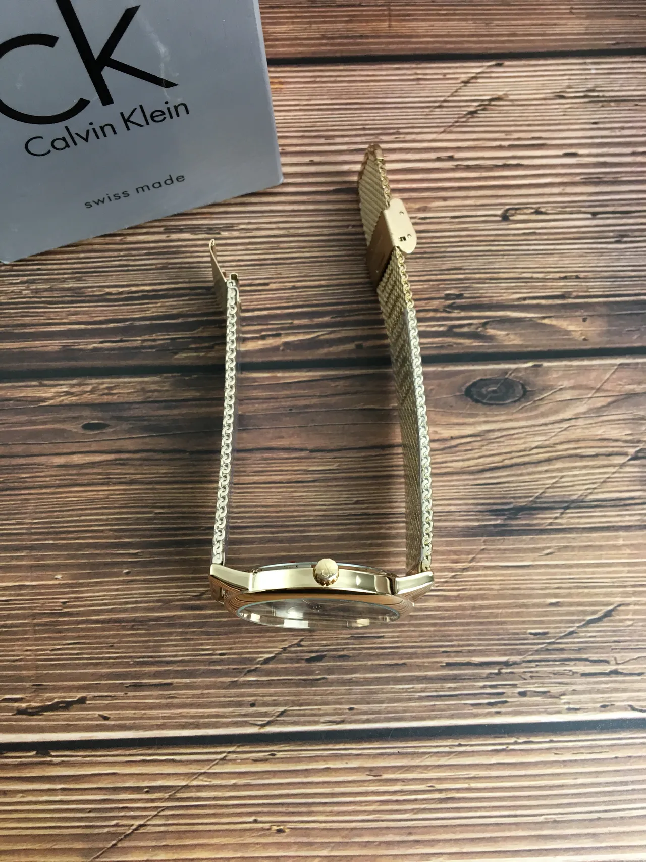 Calvin Klein Minimal Cadran Noir Bracelet Maille Doré Montre Quartz 3