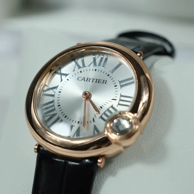 Cartier Ballon Bleu Or Rose Cadran Argent Cuir Noir Montre Mécanique 7