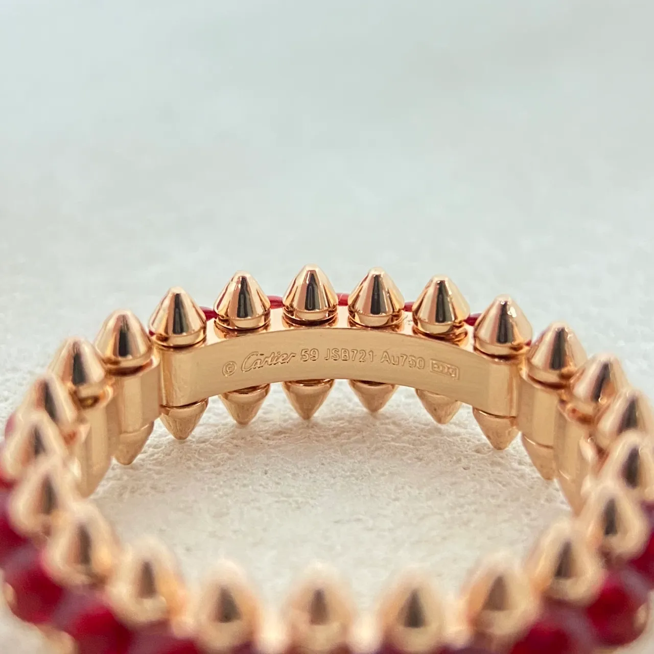 Cartier Clash de Cartier Bague avec piques complets perle rouge et or rose 4