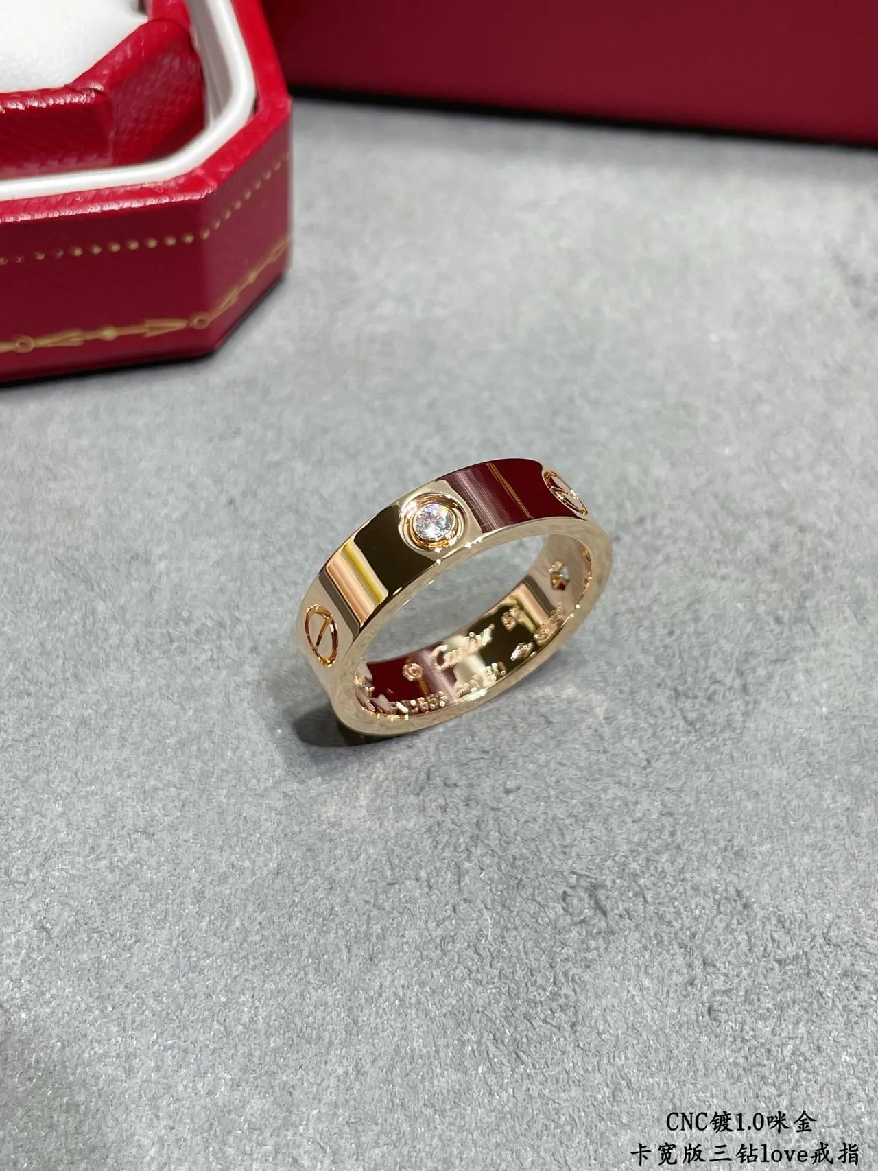 Cartier Love Anel de Banda Larga com Três Diamantes 6