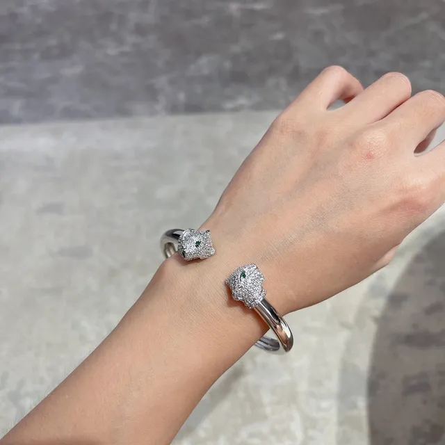 Cartier Panthère Pavé Cabeza de Pantera Brazalete Abierto 8