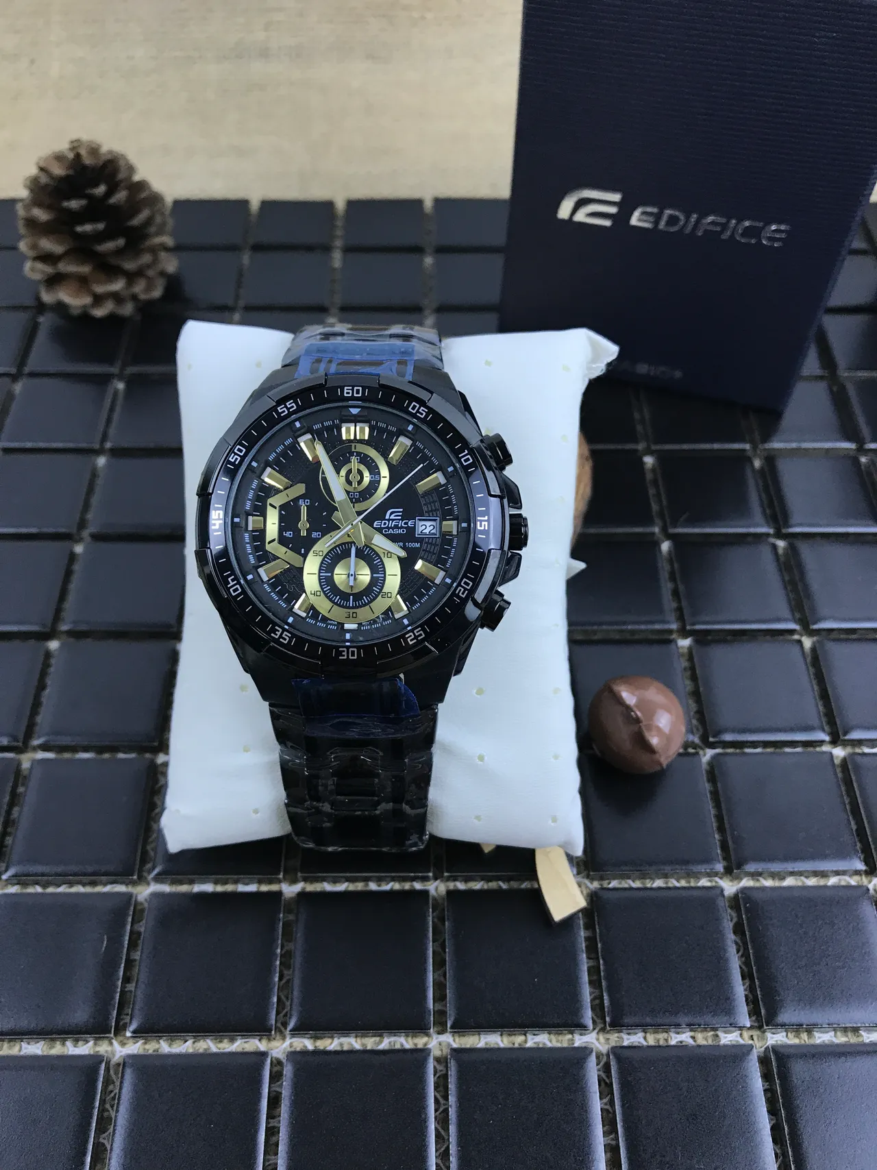 Casio أسود ذهبي مطلي بالأيونات Case مالتي سبديال كرونوغراف ساعة 7