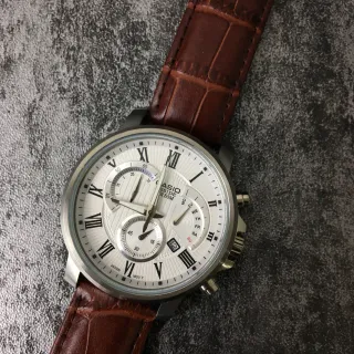 Casio Edifice Cronógrafo Dial Blanco Correa de Cuero Marrón Reloj de Cuarzo