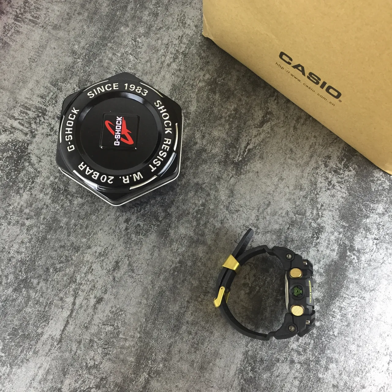 Casio G-Shock Mudmaster Black and Gold Sports Watch 2
