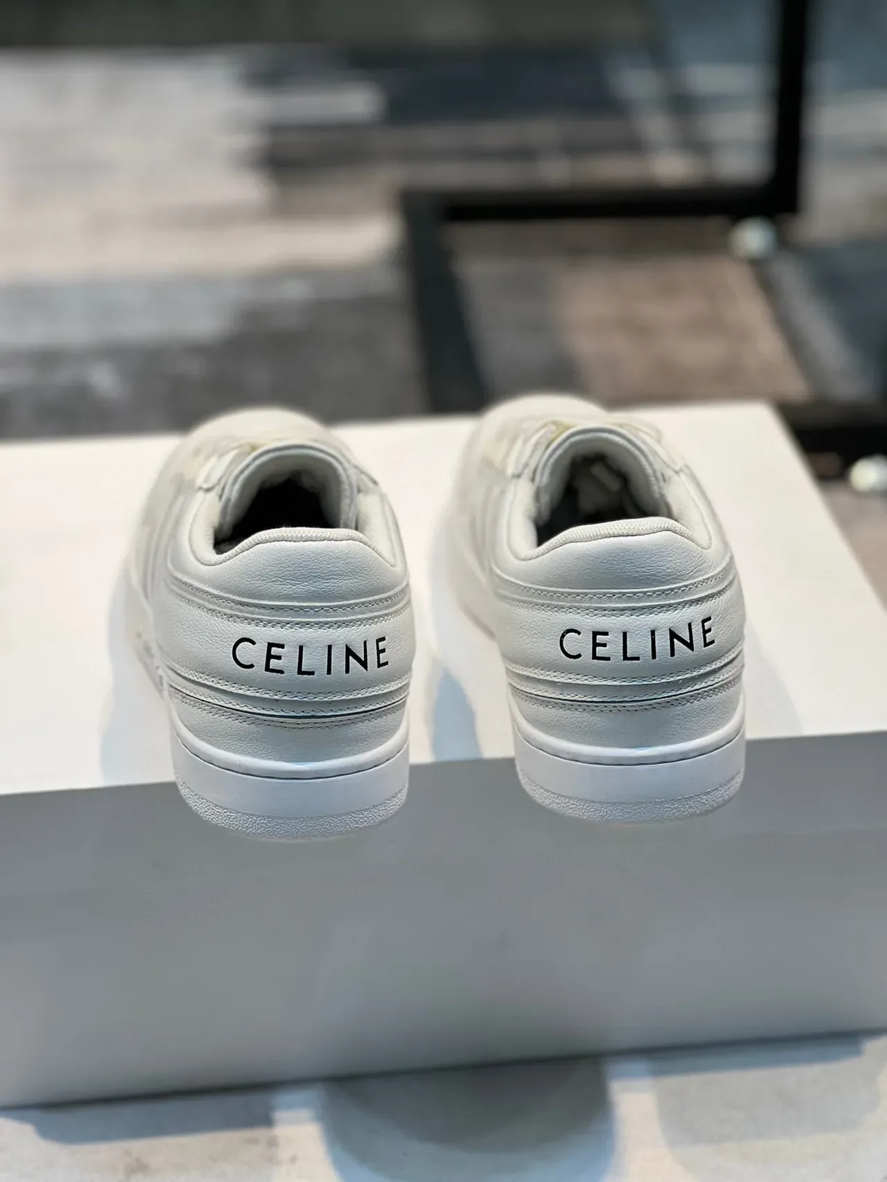 Celine CT-01 Sneakers lifestyle en cuir blanc 2