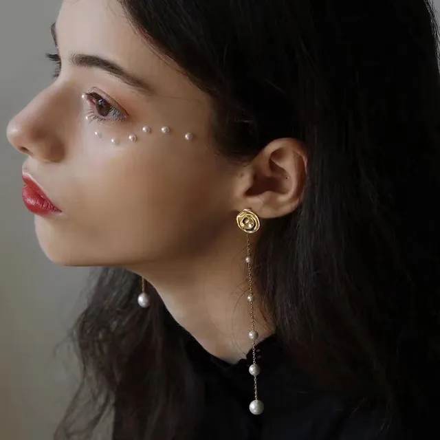 Celine motivo de rosa corrente de pérolas brincos 7