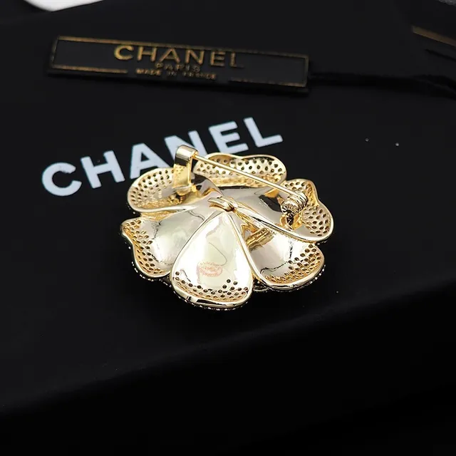 Chanel Camellia Brooch Doré Pavé Cristal Floral Broche 2