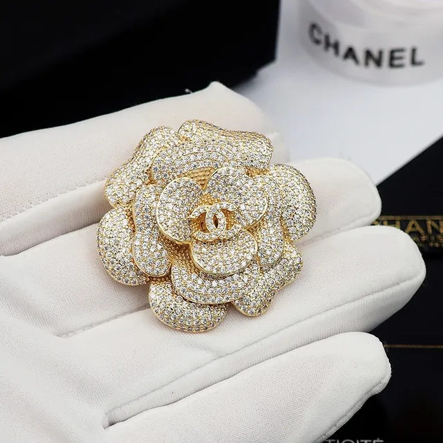 Chanel Camellia Brooch Doré Pavé Cristal Floral Broche 5