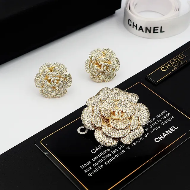 Chanel Camellia Brooch Doré Pavé Cristal Floral Broche 6