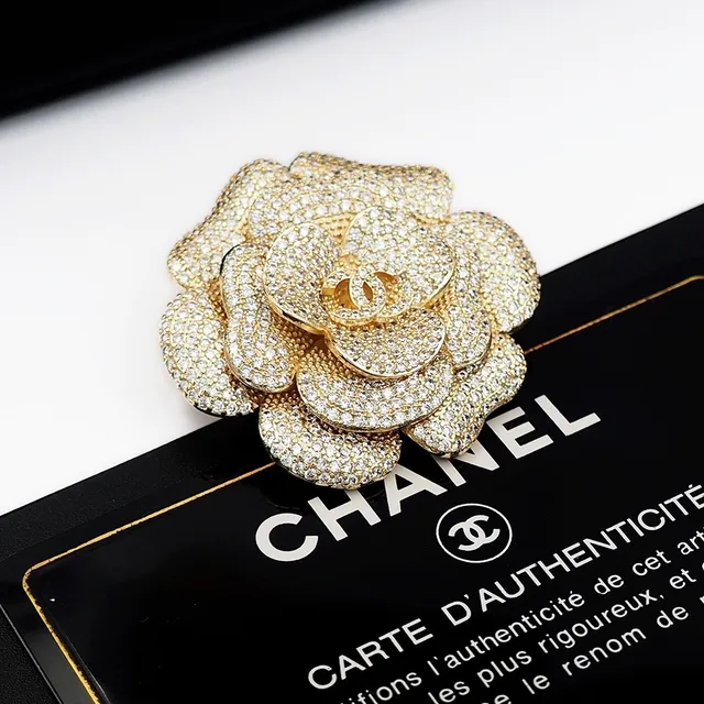 Chanel Camellia Brooch Doré Pavé Cristal Floral Broche 8