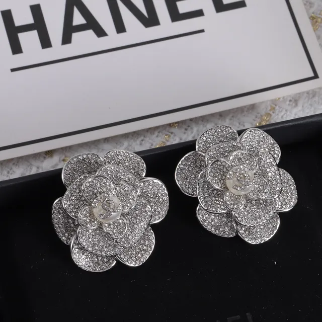 Chanel Camellia Broche Pavé-Crystal Pérola-Centro Metal Múltiplos Tons Broches 8