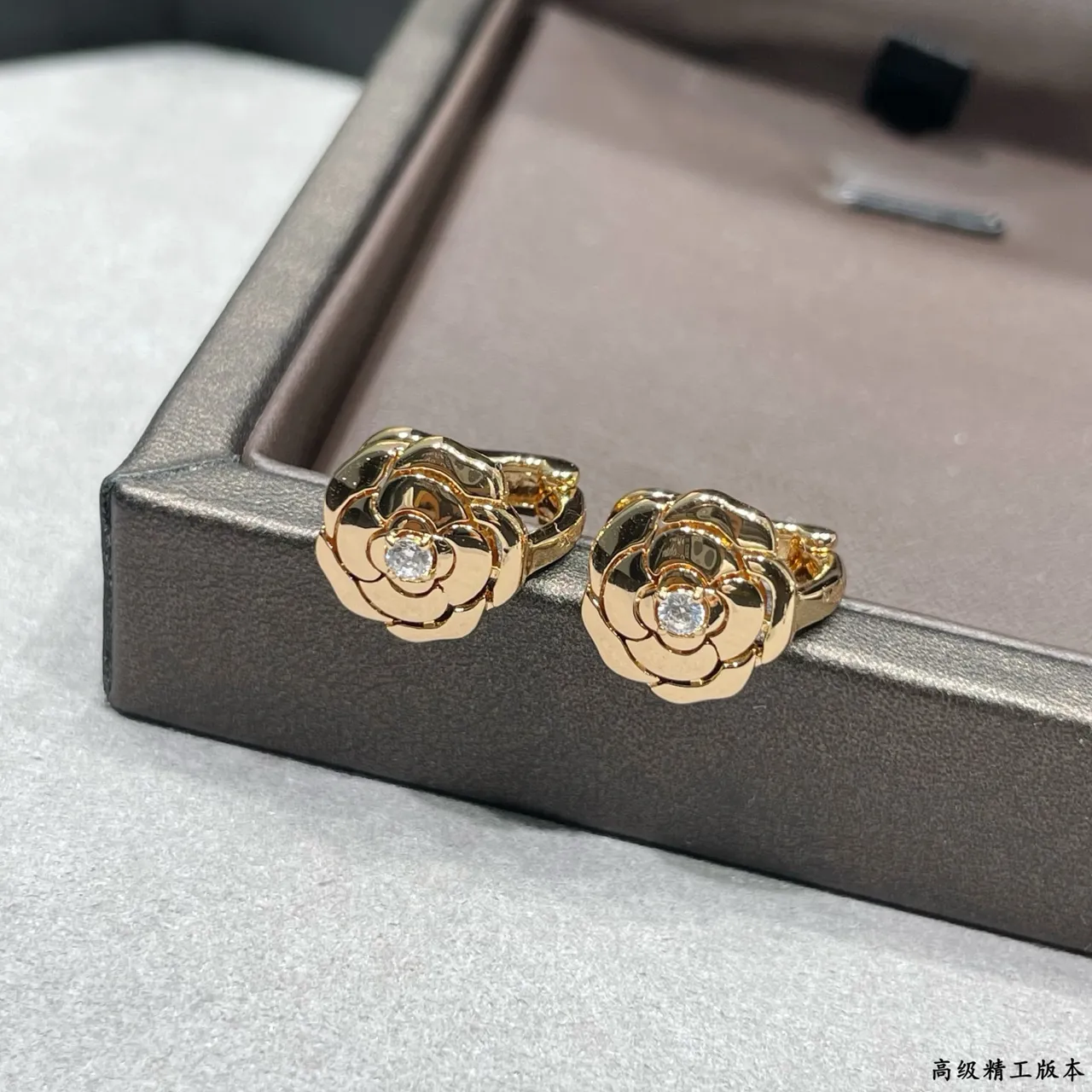 Chanel Camellia Gold Silver Flower Motif Central Crystal Accent Ring 4