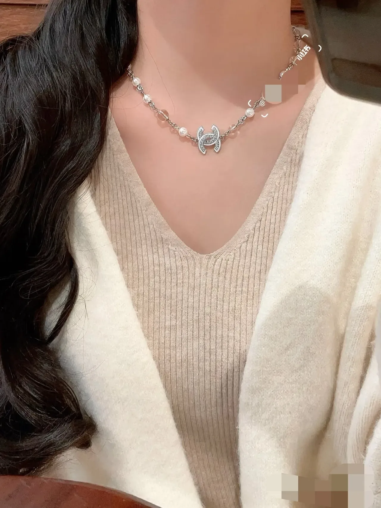 Chanel Camélia Collier Blanc Argent Perle et Cristal Chaîne de Perles Pavé CC Logo Charm 13