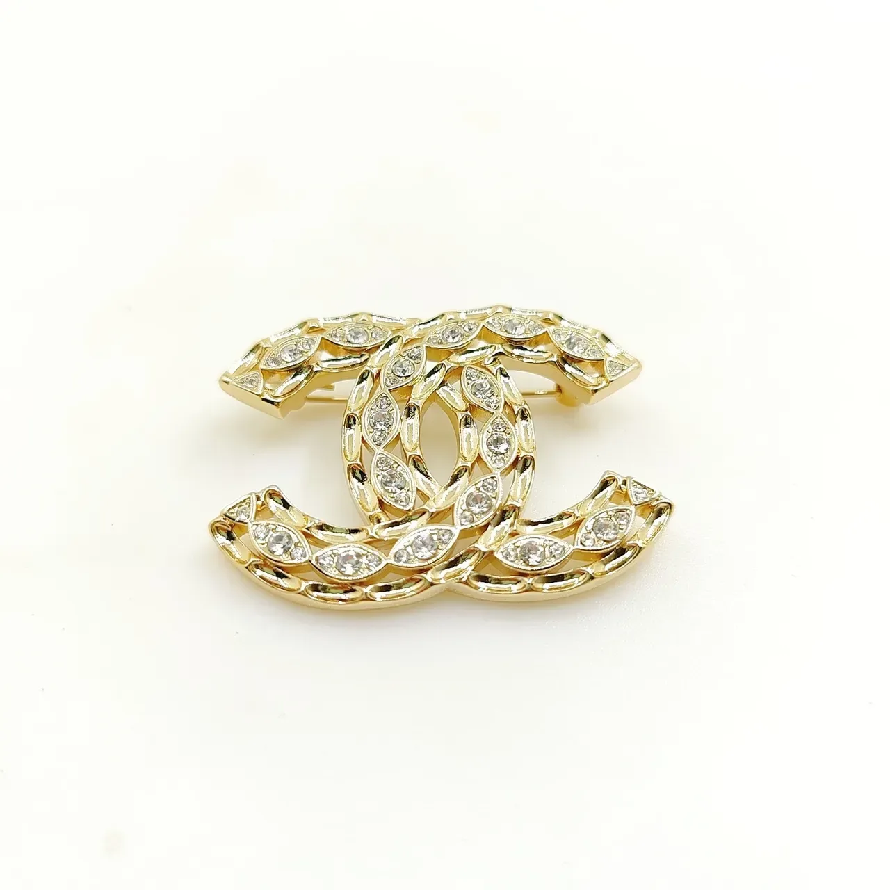 Chanel CC Broche Dourado Pavé Cristal Motivo Folha 9
