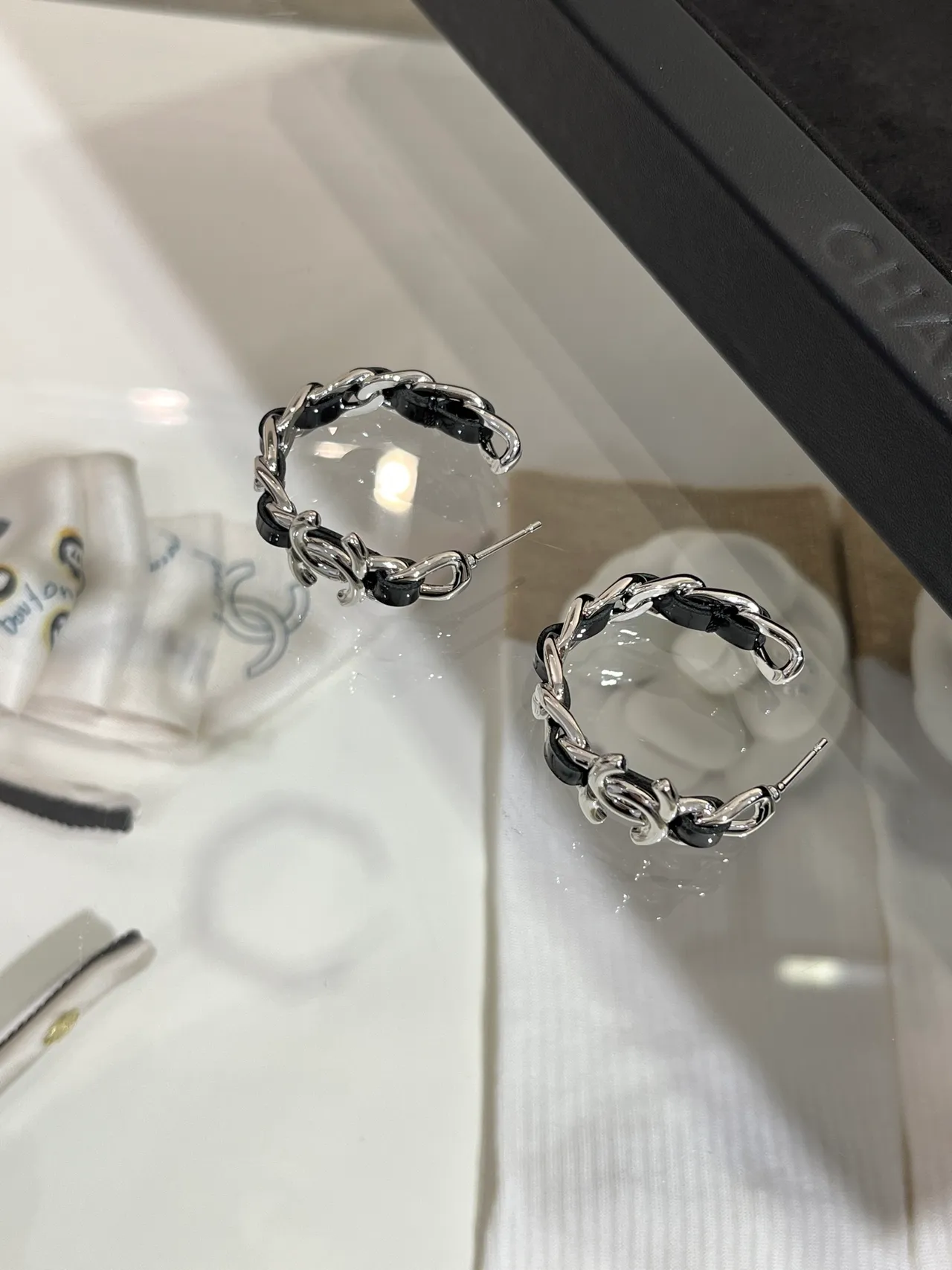 Chanel CC Chain Black Silver Logo Earrings 4