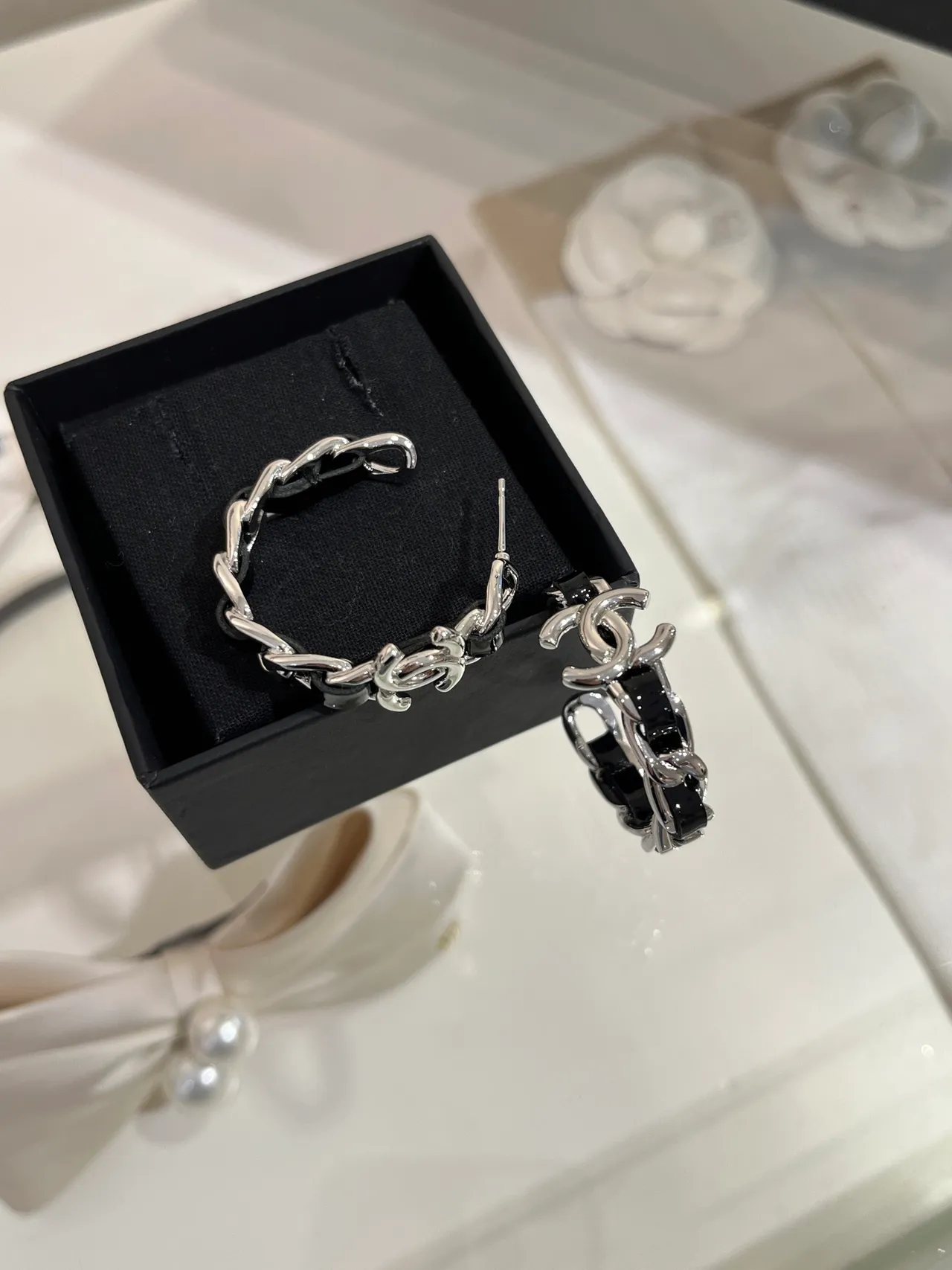 Chanel CC Chain Black Silver Logo Earrings 9